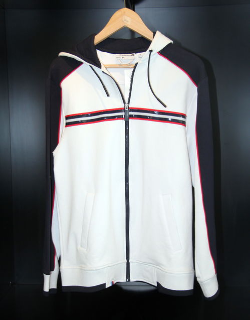 寶馬3系 服裝服飾中的風(fēng)格符號(hào)與時(shí)尚跨界